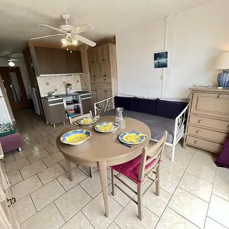 Cap D'agde Naturisme Cn010-576